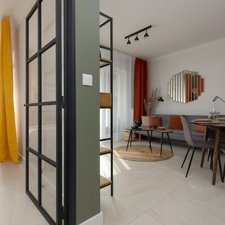 Lakeview Apartment Kapelanow Armii Krajowej By Noclegi Renters ワルシャワ エクステリア 写真