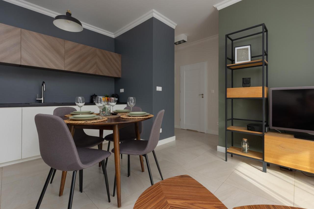 Lakeview Apartment Kapelanow Armii Krajowej By Noclegi Renters ワルシャワ エクステリア 写真