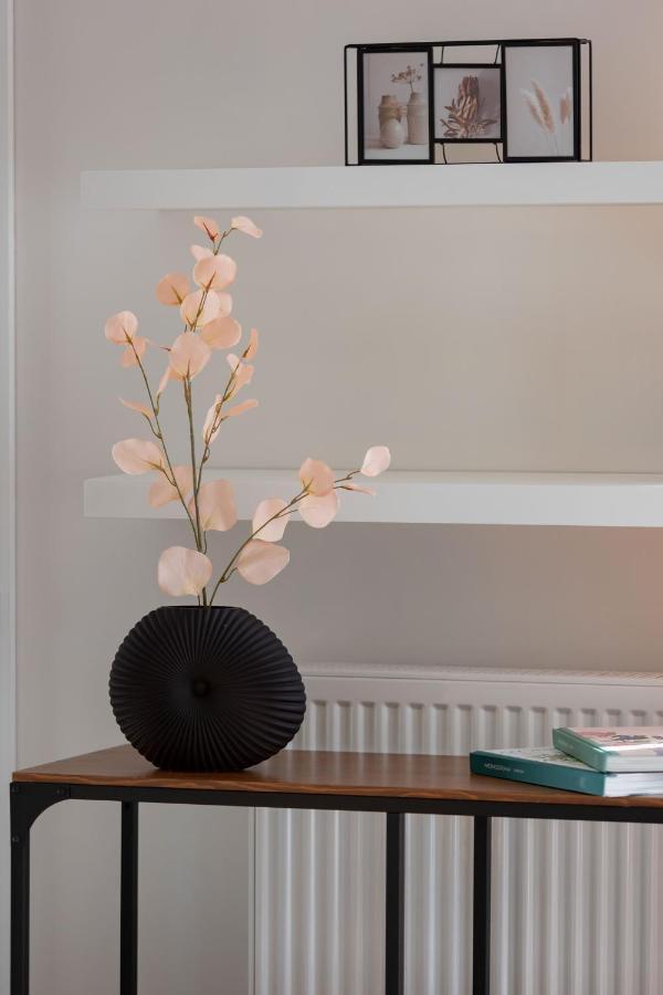Lakeview Apartment Kapelanow Armii Krajowej By Noclegi Renters ワルシャワ エクステリア 写真