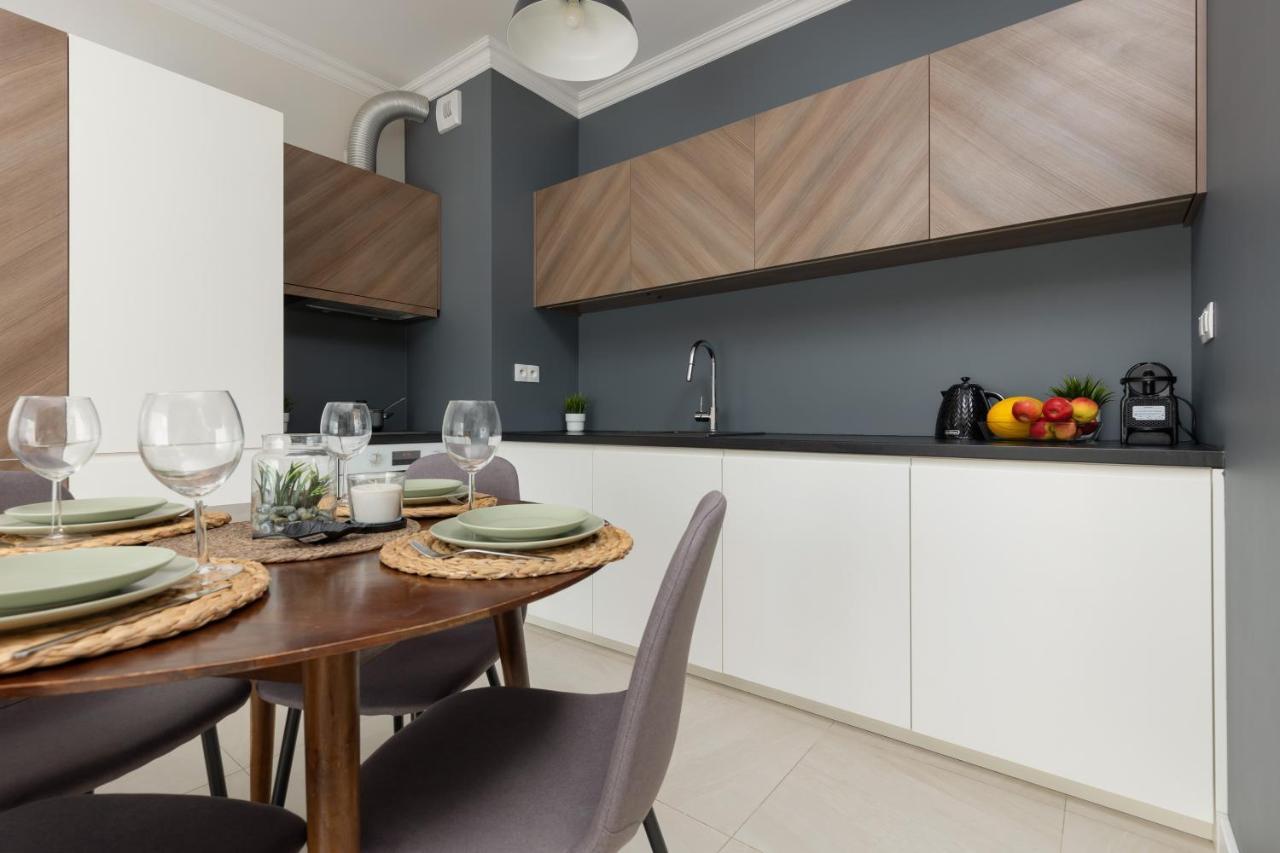 Lakeview Apartment Kapelanow Armii Krajowej By Noclegi Renters ワルシャワ エクステリア 写真