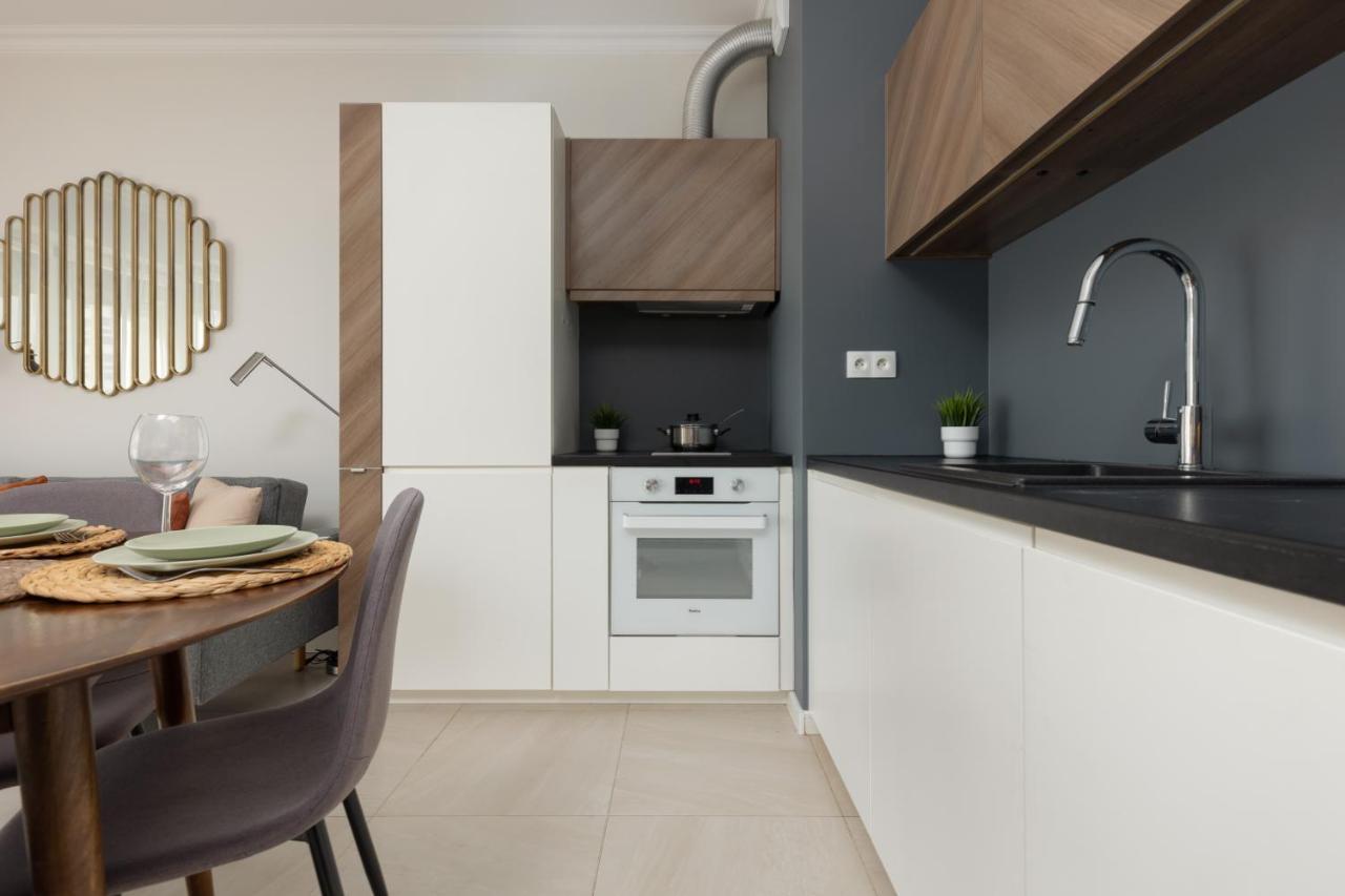 Lakeview Apartment Kapelanow Armii Krajowej By Noclegi Renters ワルシャワ エクステリア 写真
